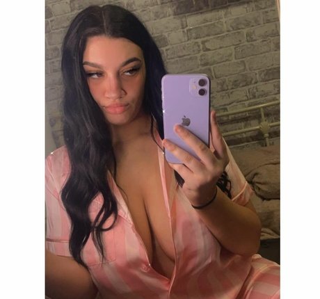 Chloe Ann Whitham perfect star photo