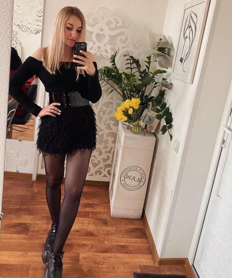 veronicadeep01 nude actress pic