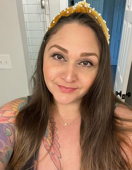 avadollxxx star pornographic galleries