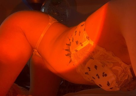 Kitkatbaby999 pornstar adult archive