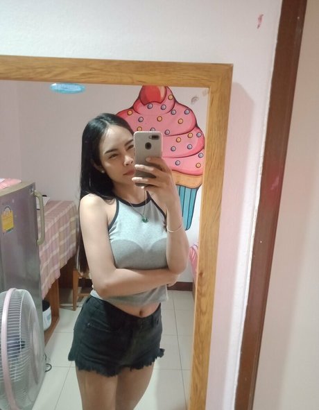 asian young onlyfans adult image