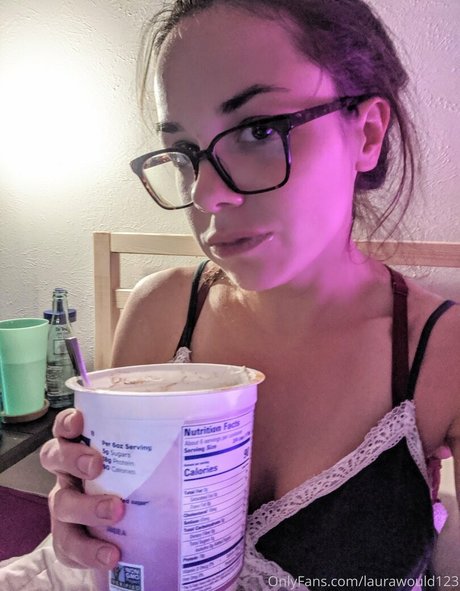 laurawould123 Profile Photo