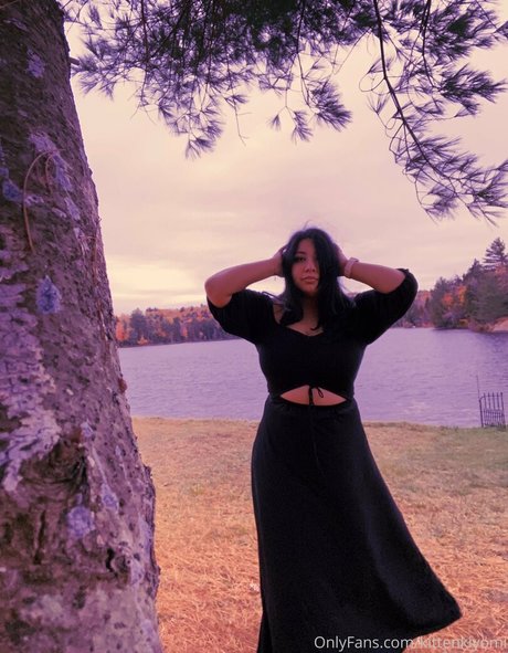 kittenkiyomi beautiful model pictures