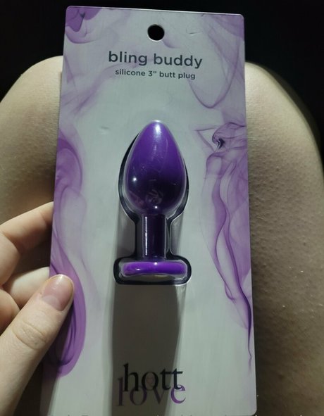 red head redemption model pretty img