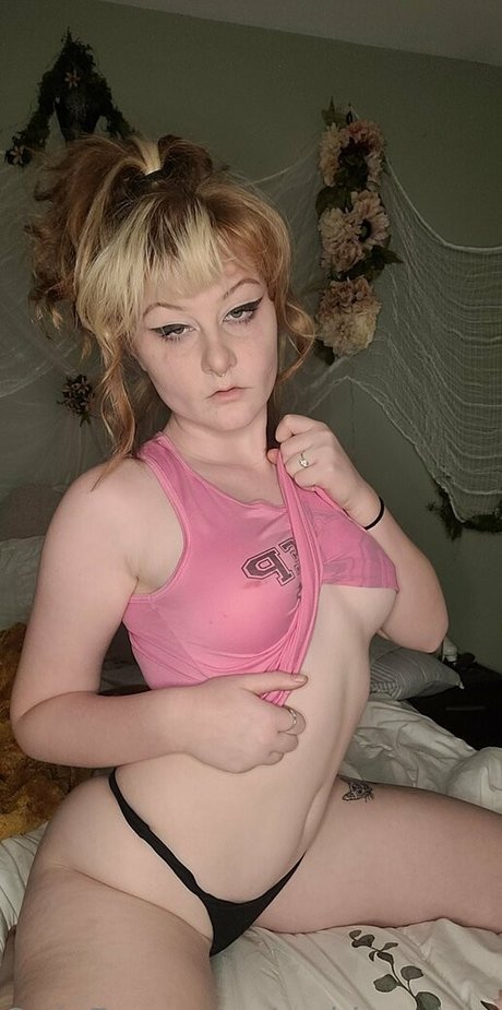 red head redemption star pornographic image