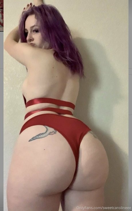 sweetcarolineee model porn img