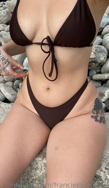 franciegloom777 pretty pornstar image