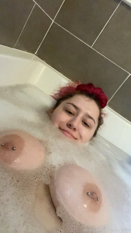 emilyylime star naked photo