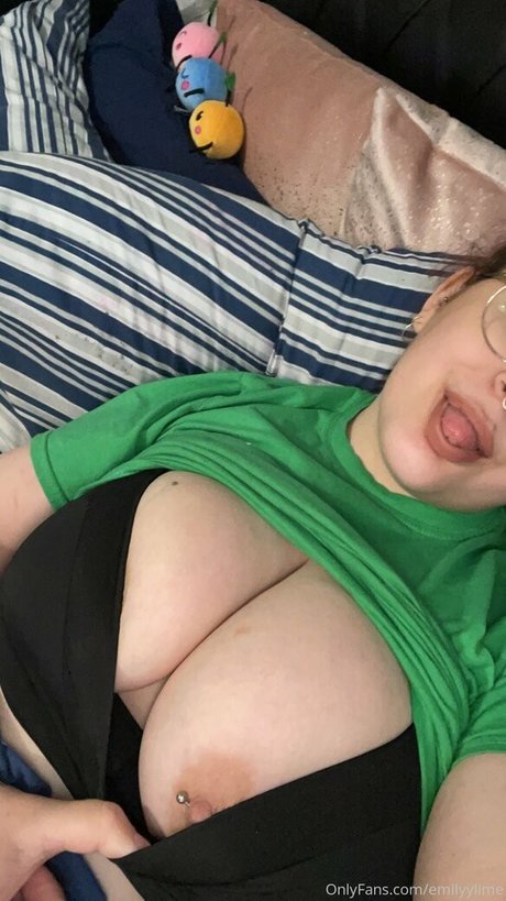 hairy vagina onlyfans exclusive photos