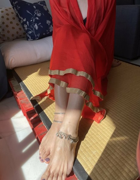 hathayogasoulsexyfeet erotic star pictures