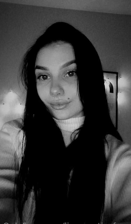 lisa austin free model sexy picture