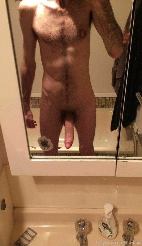 kiwibbw pretty pornstar photo