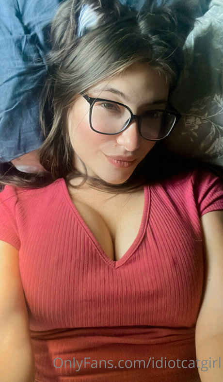 idiotcatgirl beautiful pornstar pics