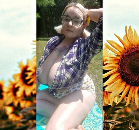 spaceEris hot pornstar pictures