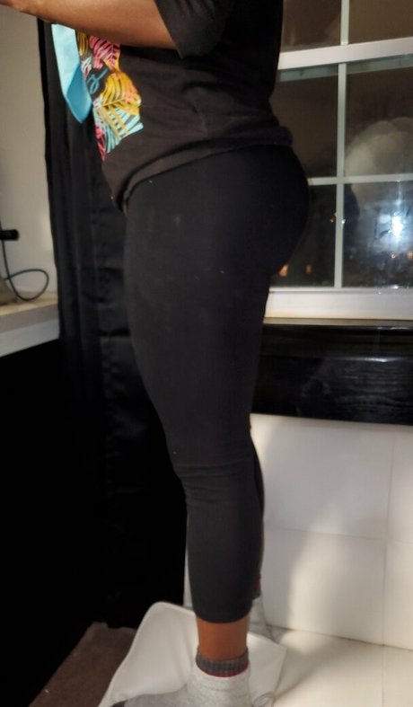 pregnant threesome onlyfans nudes photos