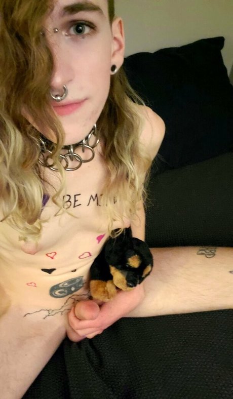 Safety Pinup sex actress gallery