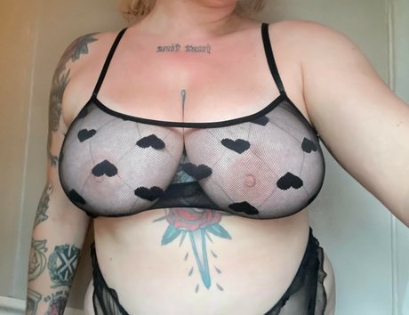 mahryaaaa star free pics