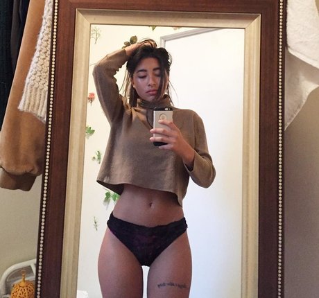 Hitomi Mochizuki pornstar art images