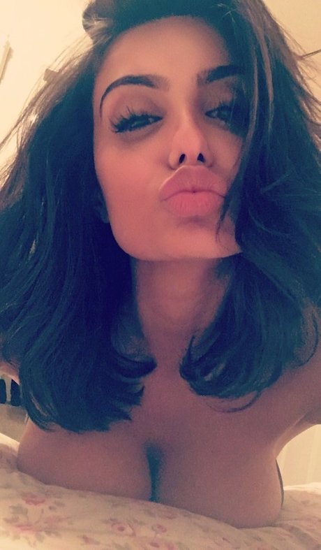 Mikaela Hoover art star photos