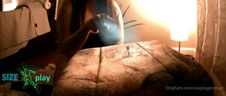 sizeplayproduct star erotic photos