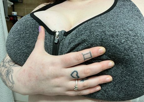 bigtittyemma pretty star gallery