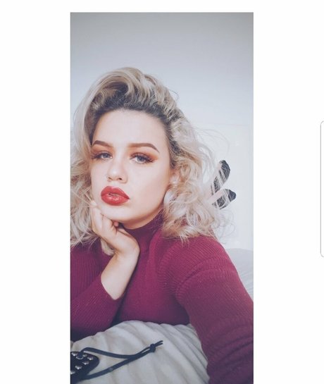 Tommi Terror star sexy image