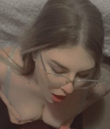 assdealerari nudes star archive