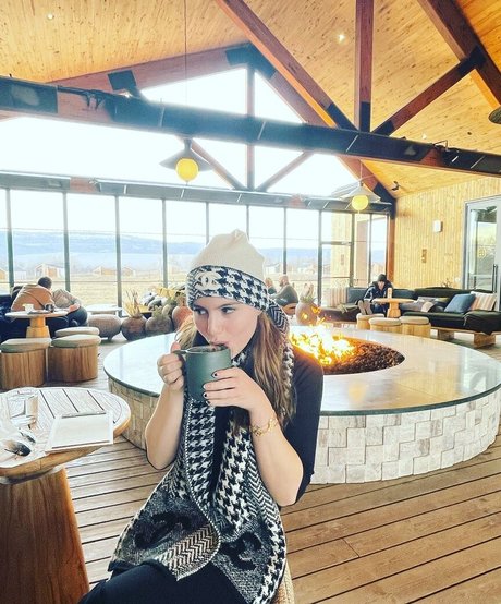 Sami Gayle erotic actress picture