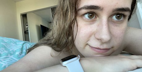 sandpaperscissors nudes actress pic