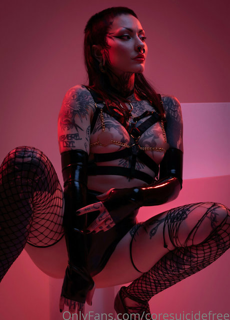 coresuicidefree sexy star photos