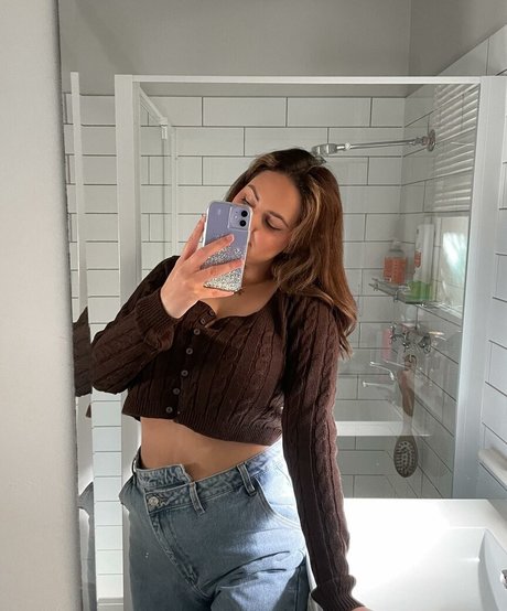 Rachel Elizabeth pretty actress pics