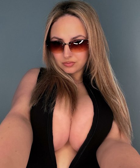 Rachel Elizabeth Profile Photo