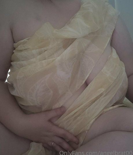 angelbrat00 pornstar hot photos