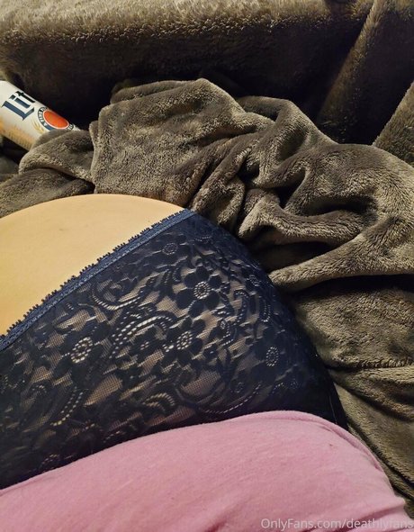 deathlyfans pornographic actress pictures