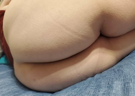 deathlyfans free actress pics