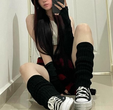 Heidi Ayala model naked image