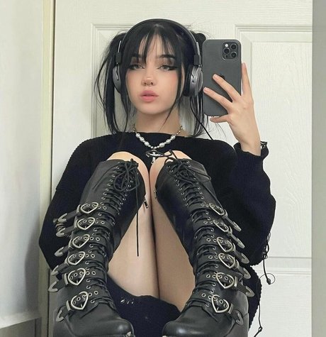 Heidi Ayala exclusive star photos