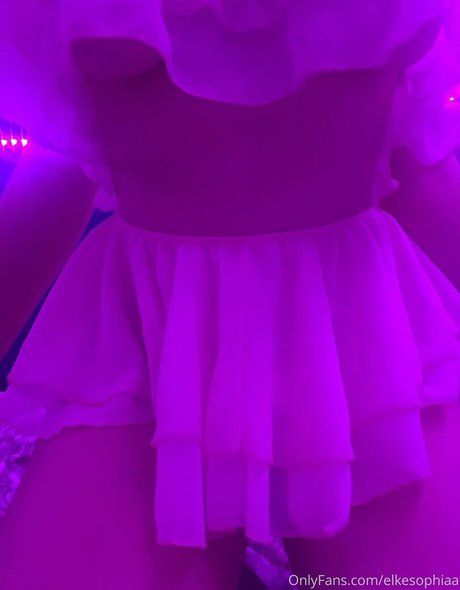 busty teen onlyfans hot sexy pics