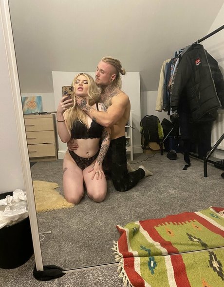 elizaking star nudes pic