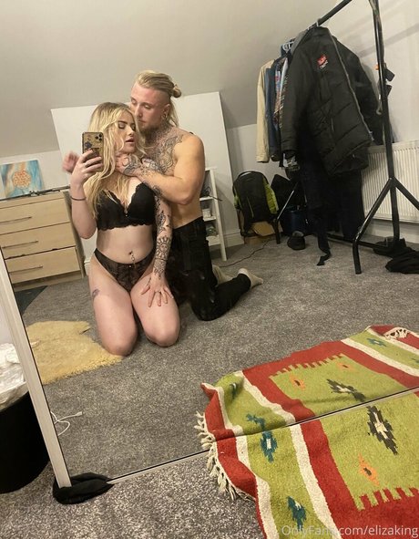 elizaking xxx pornstar archive