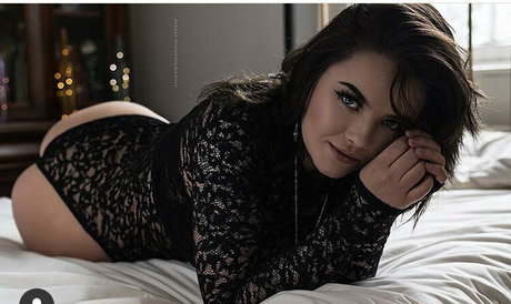 elizaking naked star img