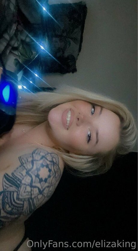 elizaking hot star archive