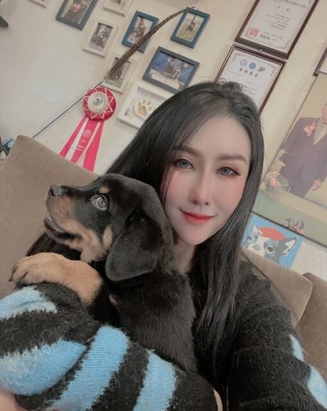 Wei Ling_ hd pornstar image