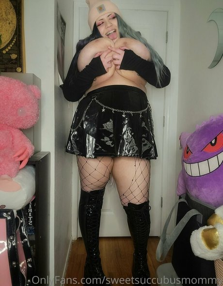 SuccubusAlixoxo model high quality photos