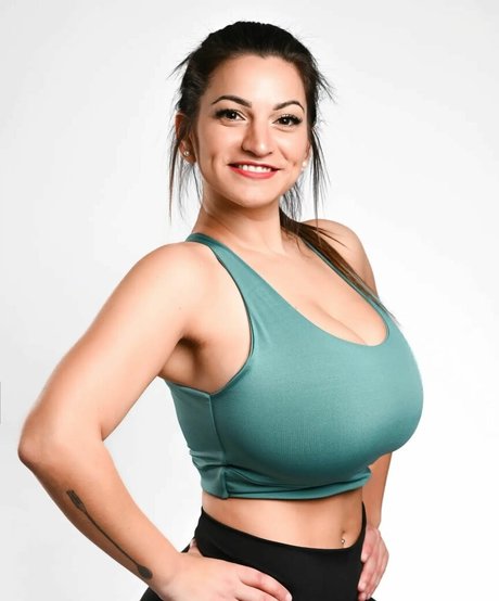 Agustina Guz model naked galleries