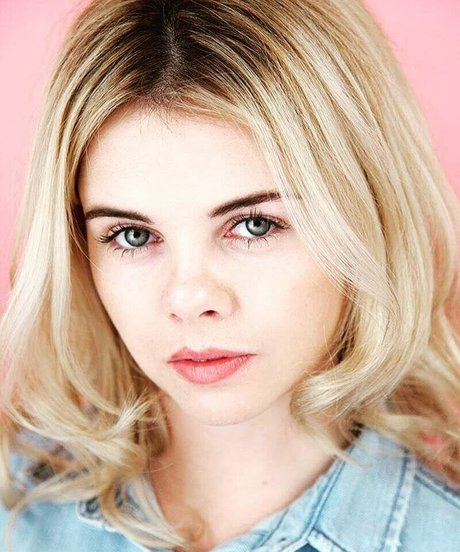 Saoirse Monica Jackson star nudes archive