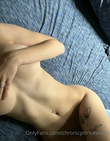 chronicprincess420 star naked pics