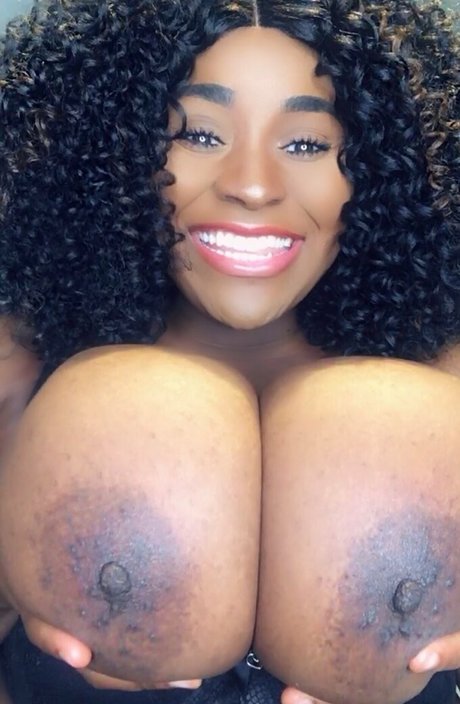 girluncensored model top photos