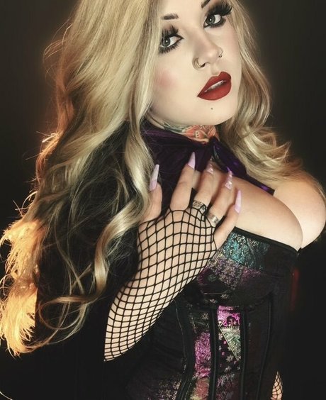 illbeurgirl model free img