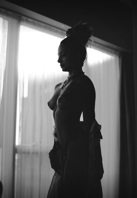 beautiful ebony onlyfans art naked photos